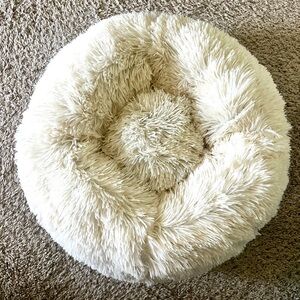 Donut Bolster Pet Bed